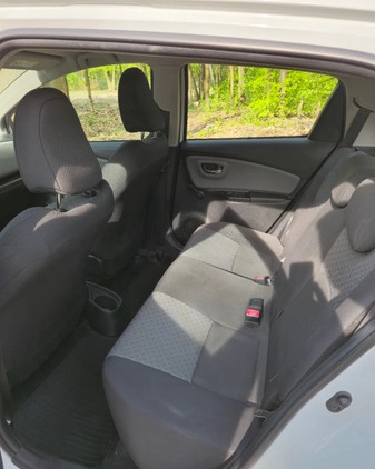 Toyota Yaris cena 33900 przebieg: 170090, rok produkcji 2015 z Lądek-Zdrój małe 232